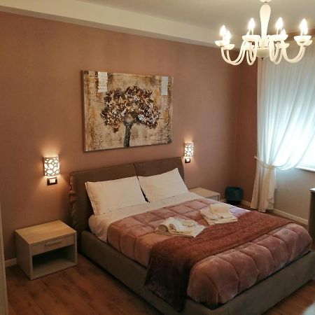 Km 0 Dal Centro By Tiziana Monaldi Hotel ปีติญาโน ภายนอก รูปภาพ
